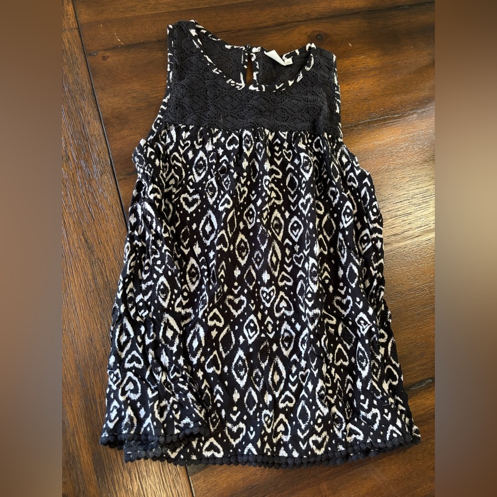 Mudd Black and White Crochet Top